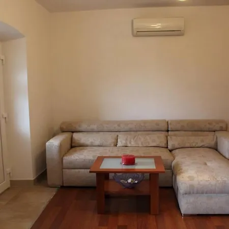 Blossom / 1st Floor Apartment *